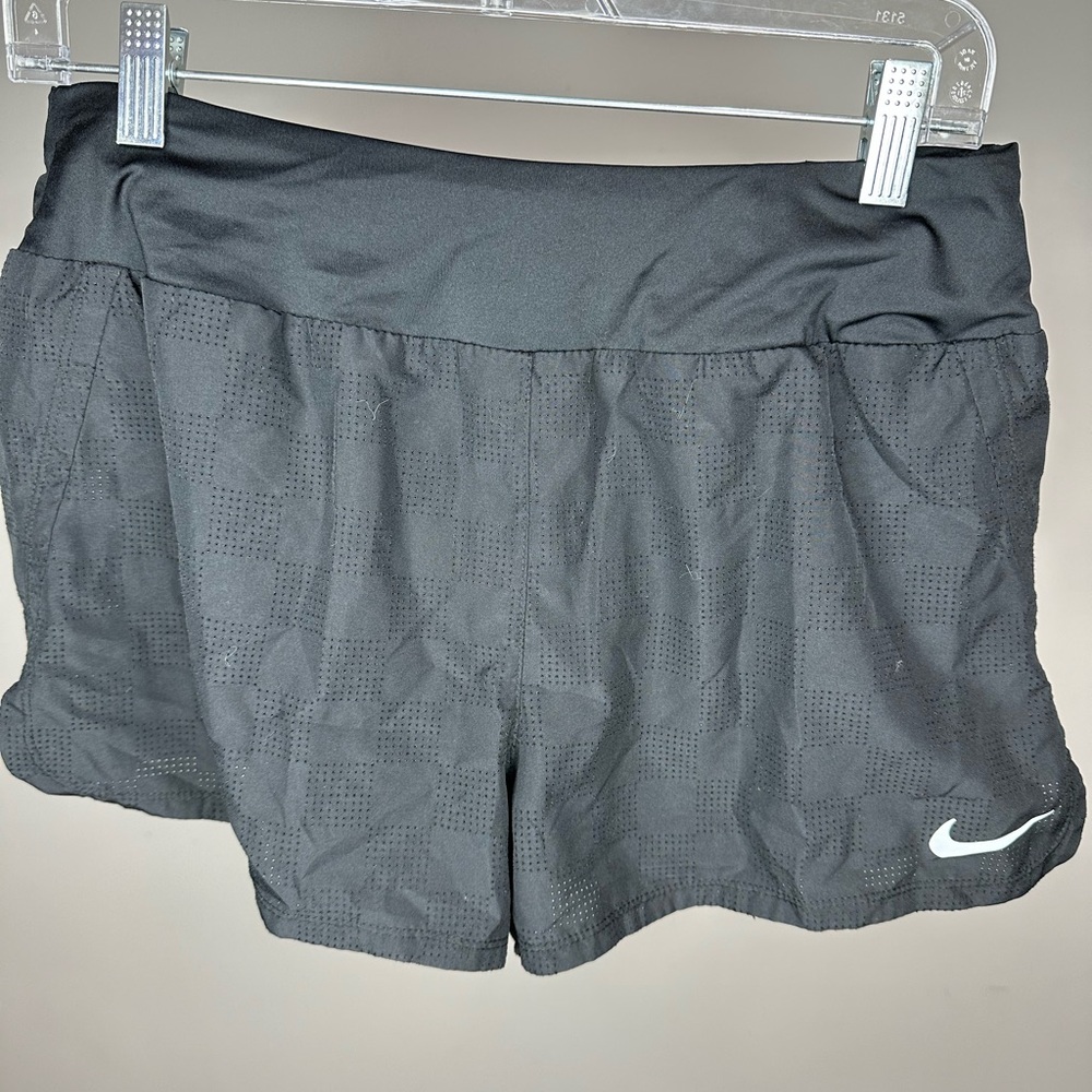 Nike dri fit shorts black